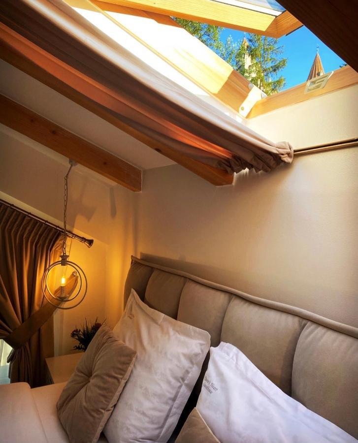 Queen'S Heart Guesthouse 브란 외부 사진