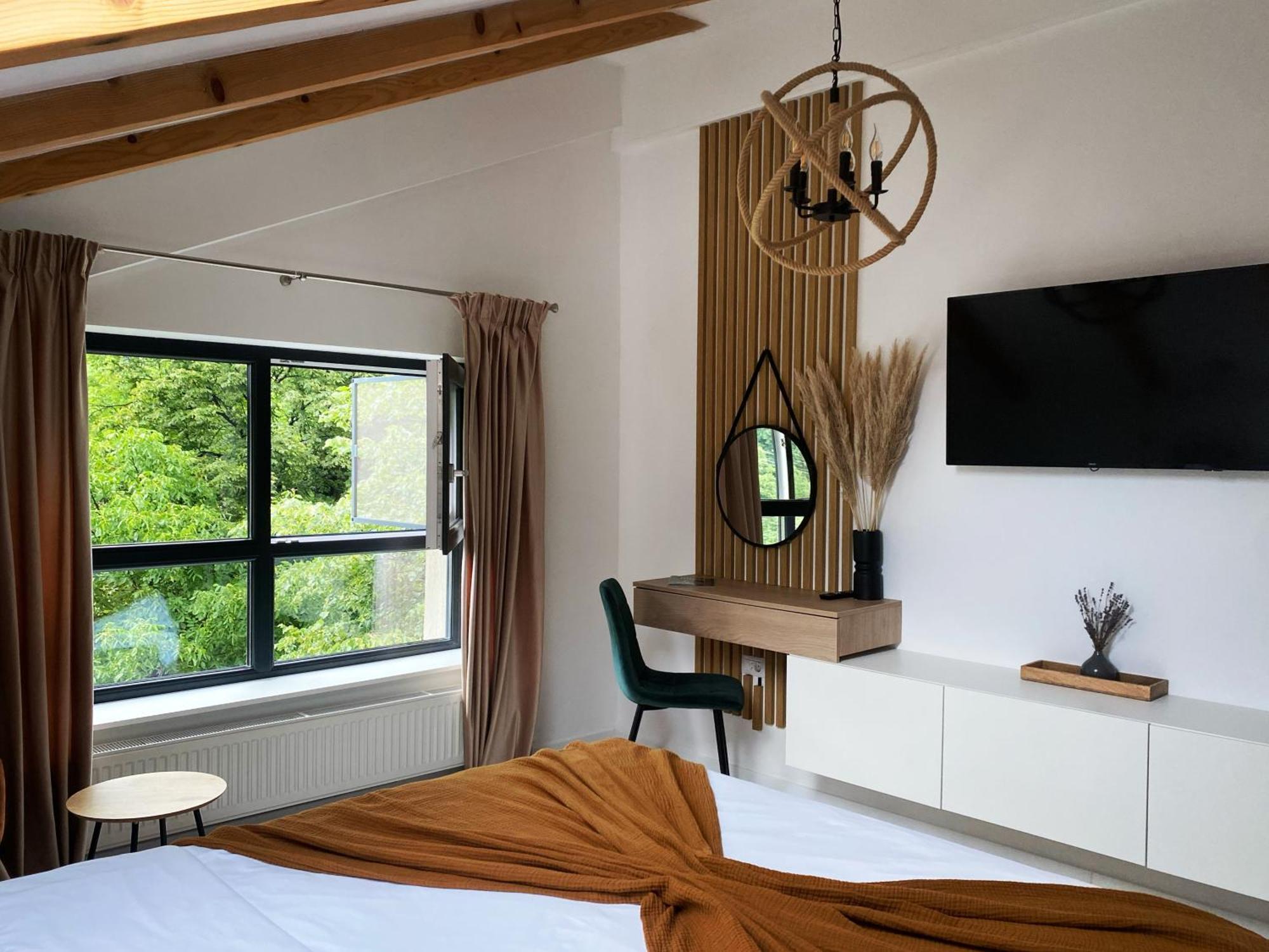 Queen'S Heart Guesthouse 브란 외부 사진